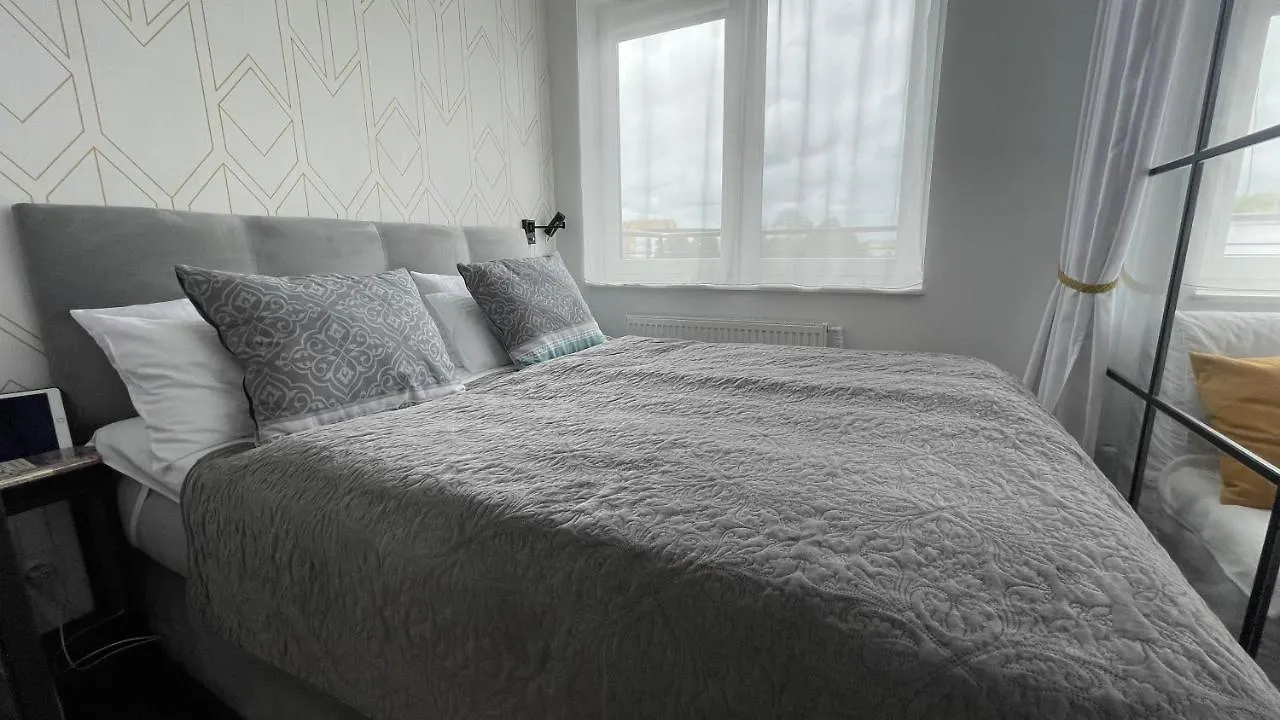 Zielone Tarasy Kolobrzeg - Next To The Beach With Garage Apartment Poland